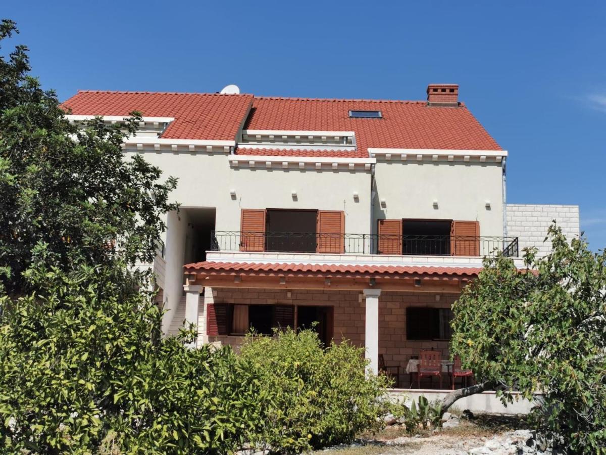 Apartment Stanisic Kneza Buitenkant foto